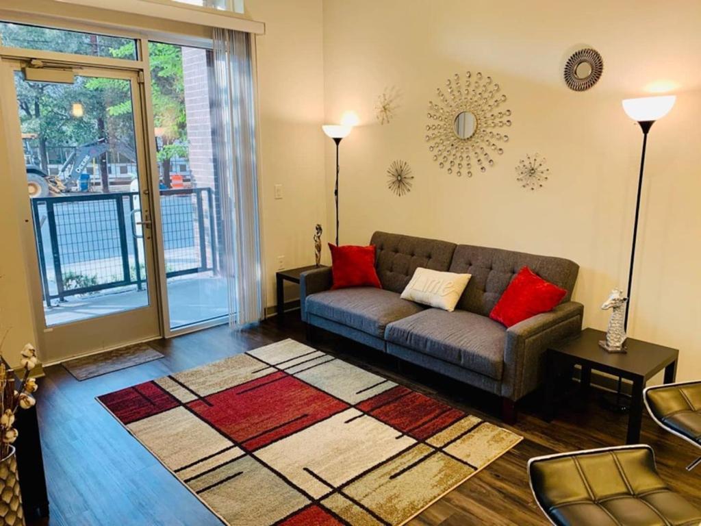 Downtown Apt Free Parking - Pool - Gym - Fully Kitchen ฮูสตัน ภายนอก รูปภาพ