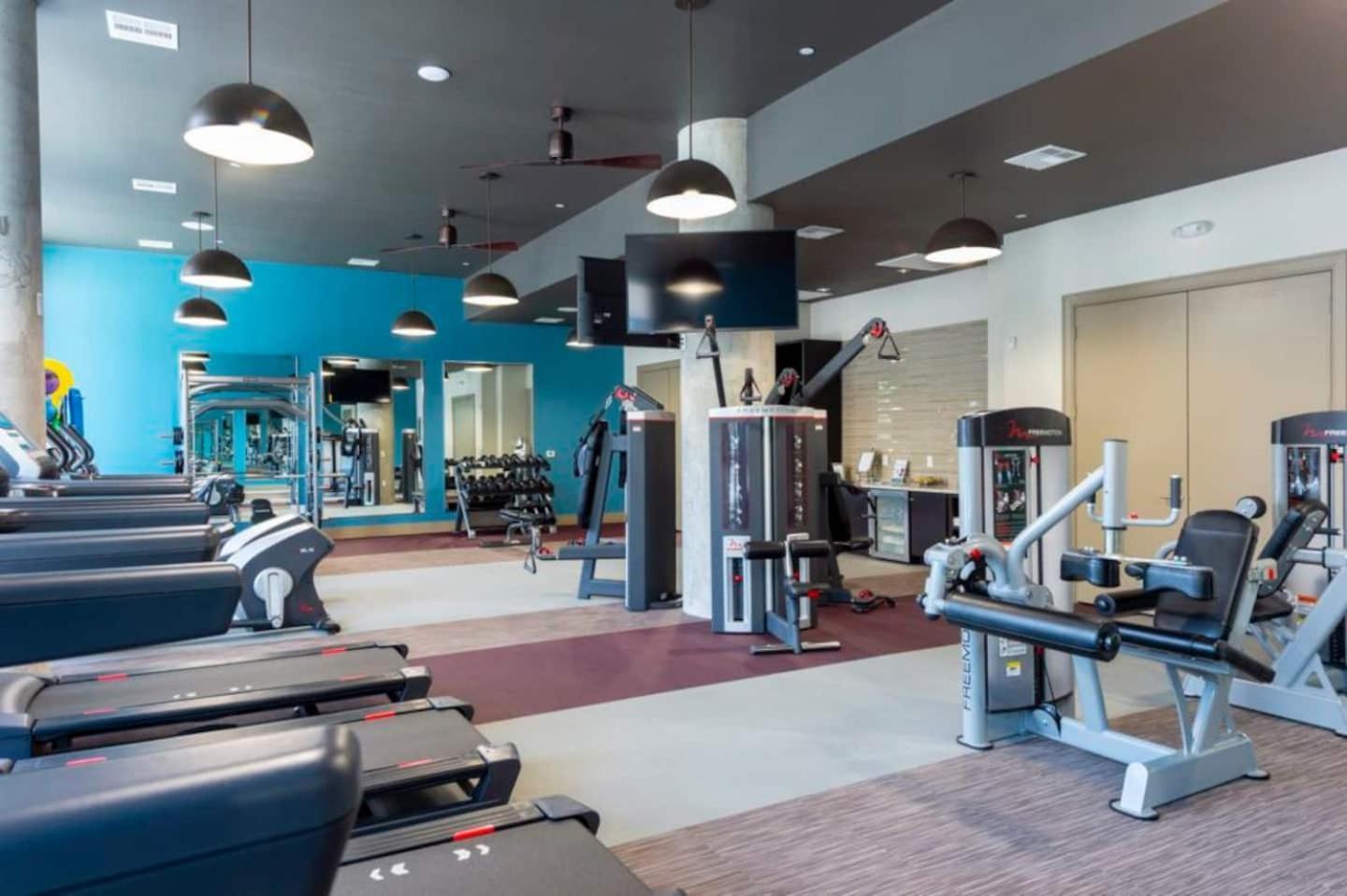 Downtown Apt Free Parking - Pool - Gym - Fully Kitchen ฮูสตัน ภายนอก รูปภาพ